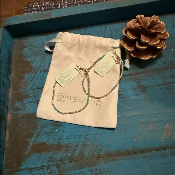 Enewton Beaches Set! 💥Sale- All Enewton - Picture 4 of 5